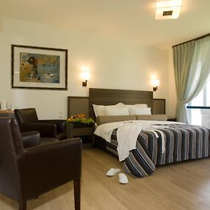 Hotel Grand Deluxe Double or Twin Room Balcony